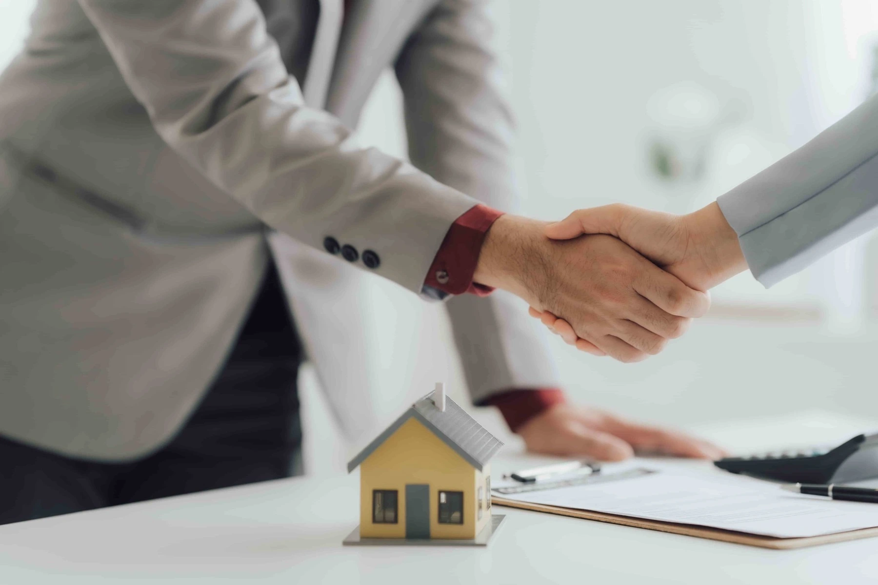 5 Reasons Why Home Buyers Need to Prioritize Insurance When Purchasing a Property