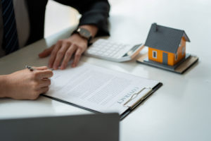 What's the Difference Between Title Insurance and Homeowner's Insurance